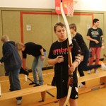 Schüler mit Bogen (vergrößerte Bildansicht wird geöffnet)