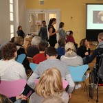 Gedenkfeier (vergrößerte Bildansicht wird geöffnet)