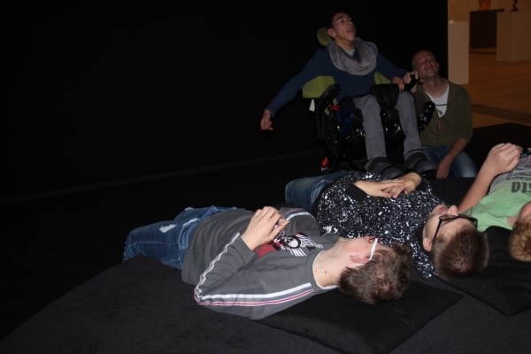Video an der Decke
