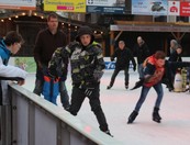 Betrieb auf der Eisbahn