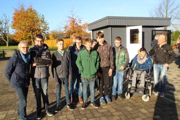 Schüler am Eingang